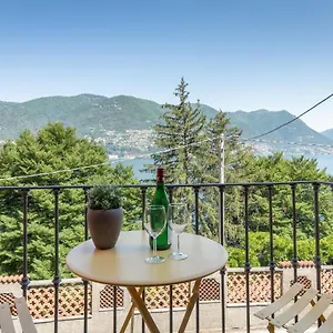  Apartment L Lake Italy